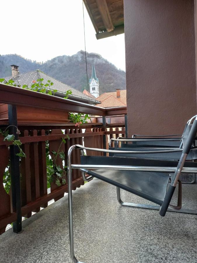 Riverside Villa Avo - Apartment Martin Spodnja Idrija Esterno foto